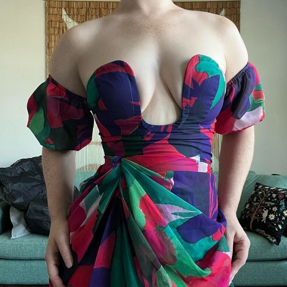 Small PLT Gorgeous 80s vibes floral dress - Picture 3 of 10